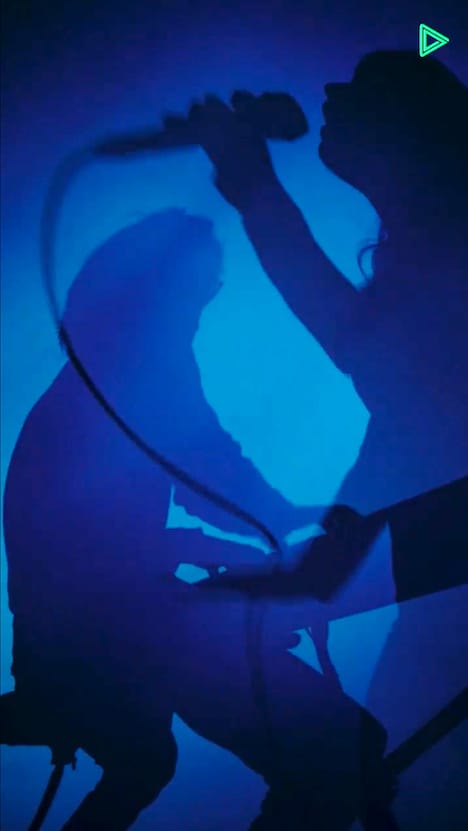 「nowisee ライブシルエット #1」配信時のキャプチャー画像。