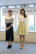 サマンサタバサ本社の朝礼に臨む楓と佐藤晴美。