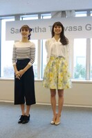 サマンサタバサ本社の朝礼に臨む楓と佐藤晴美。