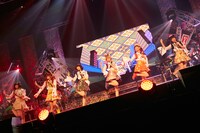 「でんぱ組.inc 幕神アリーナツアー2017 電波良好Wi-Fi完備！」追加公演の様子。（撮影：藤城貴則）