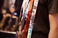 「サムライハート（Some Like It Hot!!）」で発射されたテープには「JUST LIKE THIS」の開催を告げる文字が。