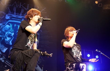 DAIGO（Vo / BREAKERZ）とKISHOW（Vo / GRANRODEO）。（撮影：山下桂子）