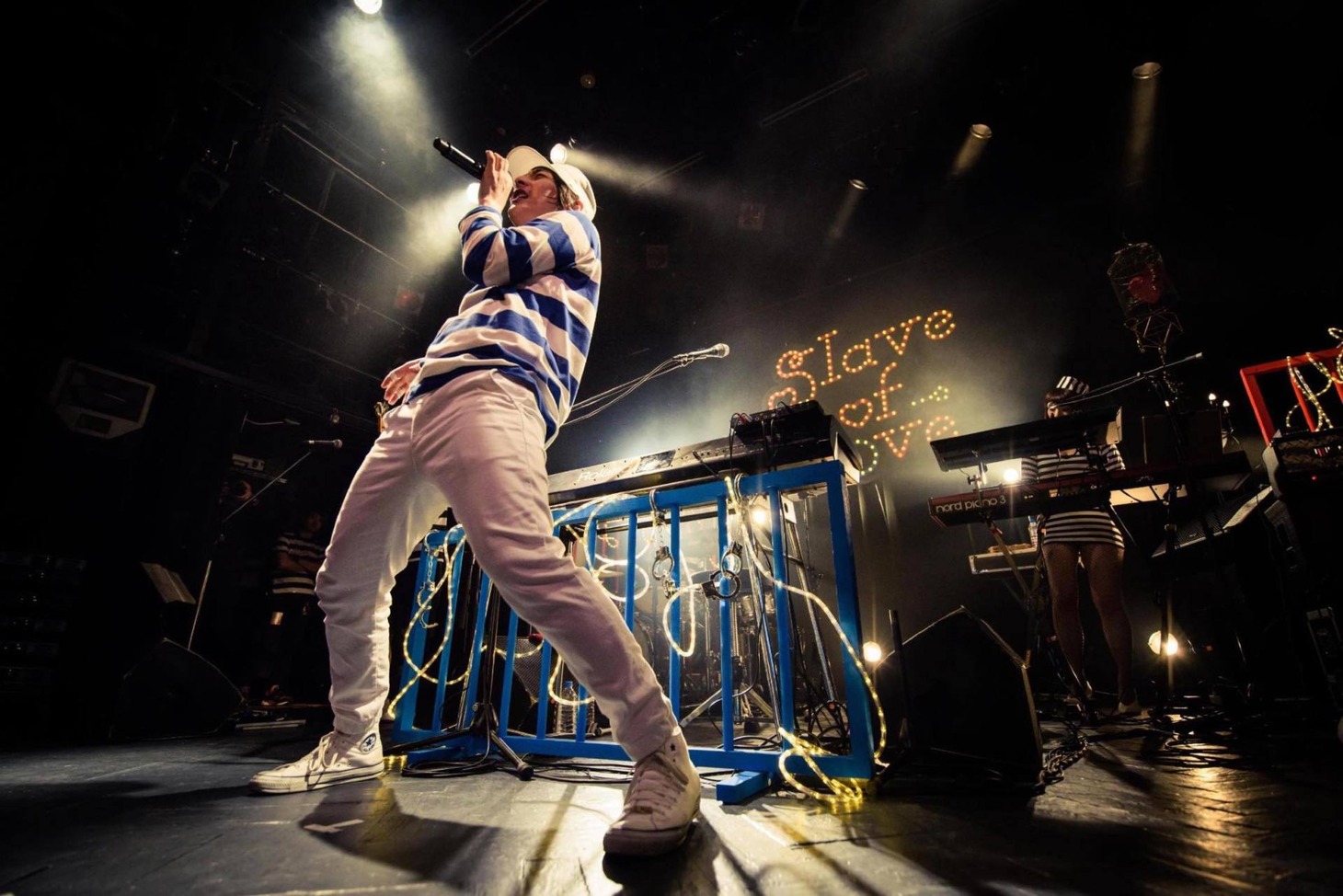 ビッケブランカ「Slave of Love TOUR 2017」 WWW公演の様子。（撮影：星野健太）