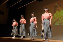 さくら学院「剣舞の授業 2」1時限目の様子。