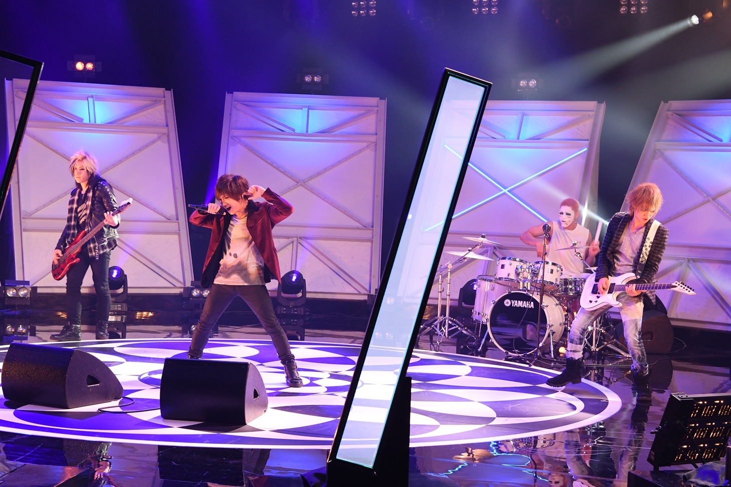 ゴールデンボンバー (c)TBS