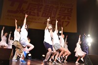 「TOWER RECORDS presents ザ・感謝祭 2017 新春」に出演したリリカルネッサンス。