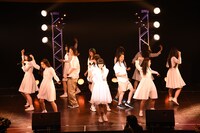「TOWER RECORDS presents ザ・感謝祭 2017 新春」に出演したリリカルネッサンス。