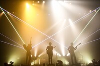 フレデリック「フレデリズムツアー2016-2017」東京・新木場STUDIO COAST公演の様子。（写真提供：A-Sketch）