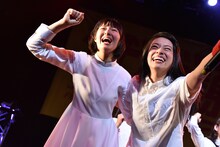 リリカルネッサンスの野本ゆめか（左）とmei（右）。