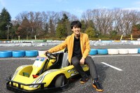 「次ナルTV-G」MCのユースケ（超特急）。(c)フジテレビ