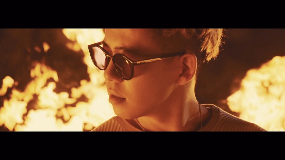 清水翔太「FIRE」ミュージックビデオのワンシーン。
