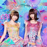 バニラビーンズ。左がレナ。