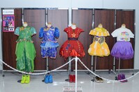 Musikleidungポップアップショップで展示されているチームしゃちほこの衣装。