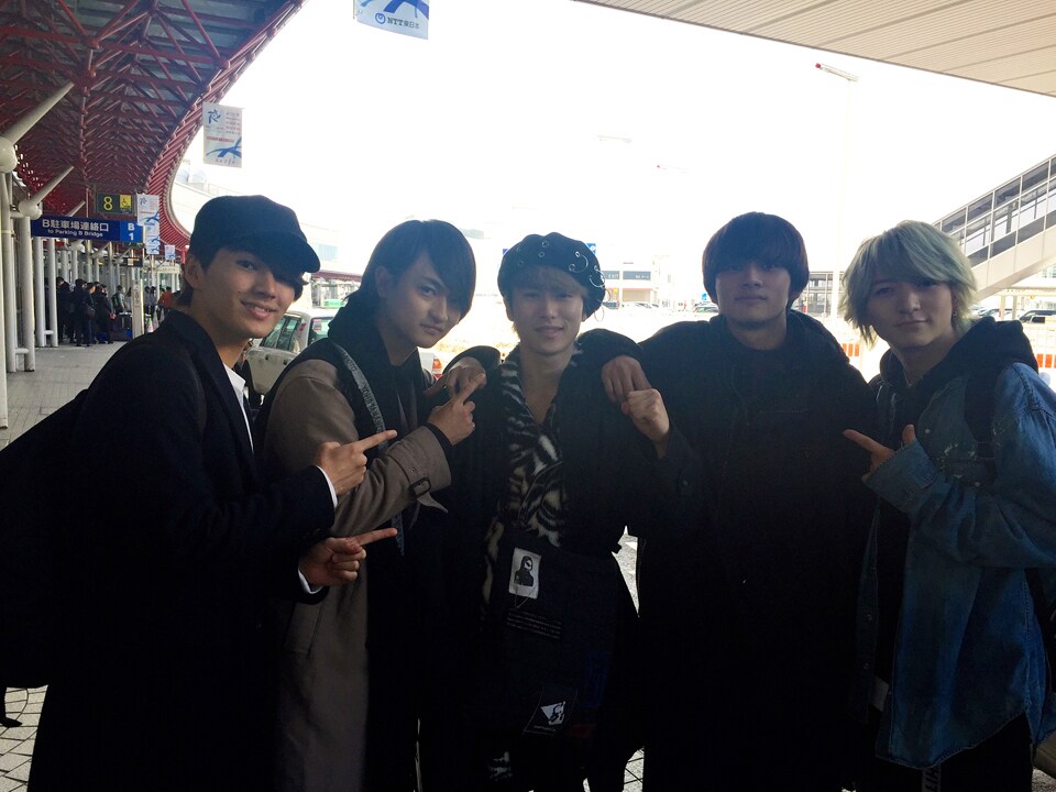 DISH//大智が弾丸ツアーでご当地回転寿司食べまくり、奇跡のメンバー遭遇も