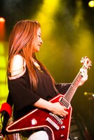 YUI（G）（撮影：木場ヨシヒト）