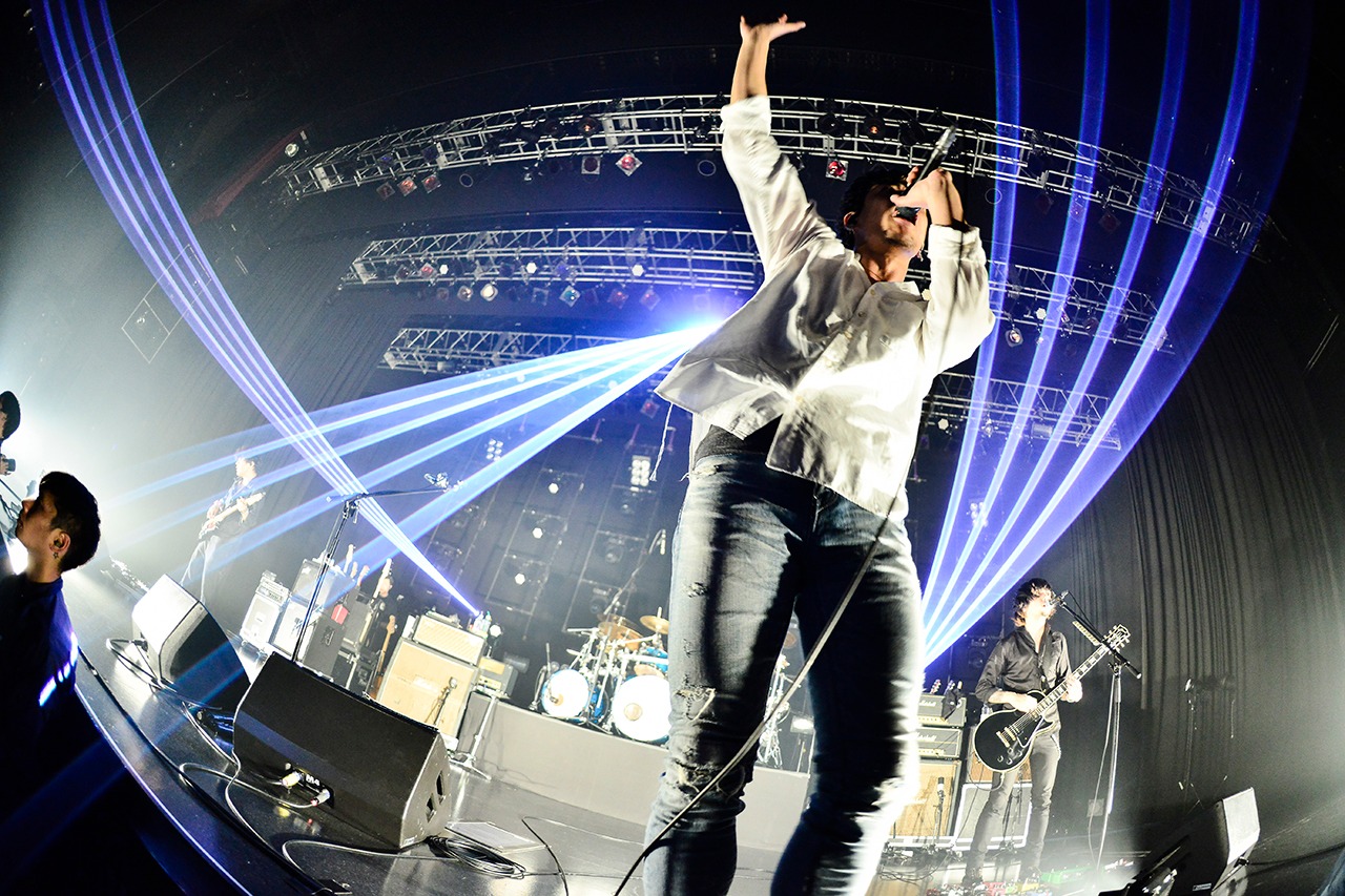 Nothing's Carved In Stone「Live on November 15th」東京・EX THEATER ROPPONGI公演の様子。（Photo by RUI HASHIMOTO [SOUND SHOOTER]）