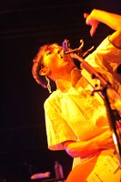 の子（Vo, G）（撮影：佐藤哲郎）