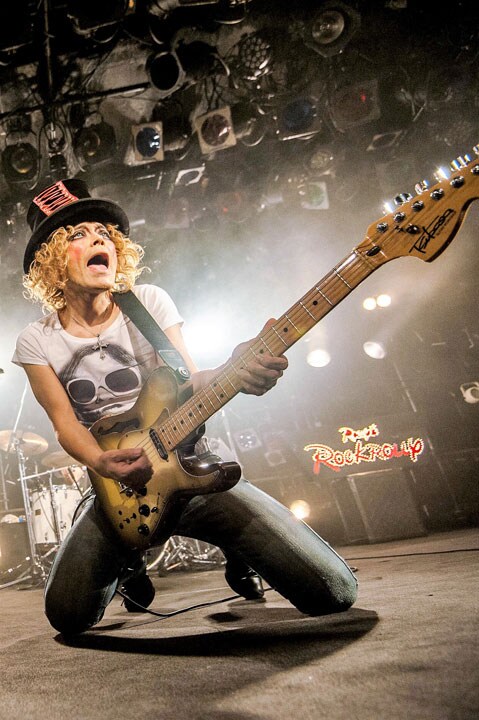 ROLLY、故・小川文明へ賛辞贈る初のライブアルバム