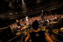 「SWANKY DANK “it is WHAT it is”TOUR -ONEMAN SHOW-」東京・TSUTAYA O-EAST公演の様子。（Photo by TAKASHI KONUMA）