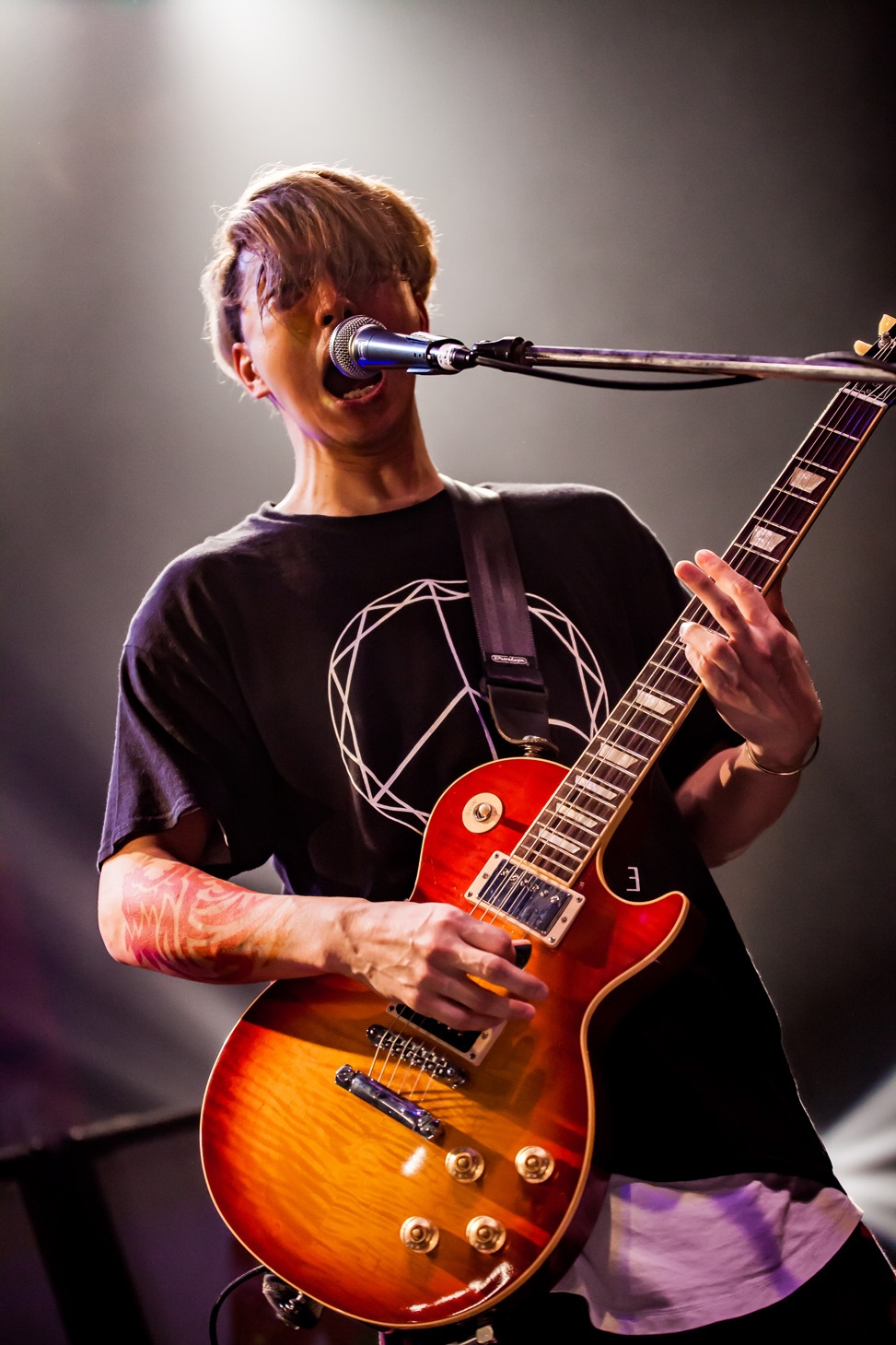 YUICHI（Vo, G）（Photo by TAKASHI KONUMA）