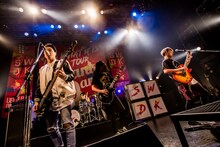 「SWANKY DANK “it is WHAT it is”TOUR -ONEMAN SHOW-」東京・TSUTAYA O-EAST公演の様子。（Photo by TAKASHI KONUMA）