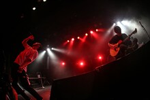 「MOROHA III RELEASE TOUR」東京・LIQUIDROOM公演の様子。（Photo by Suzuki Kouhei）