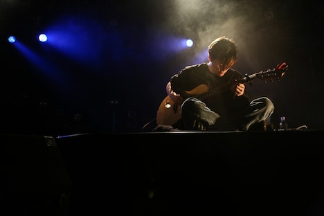 UK（G / MOROHA）（Photo by Suzuki Kouhei）