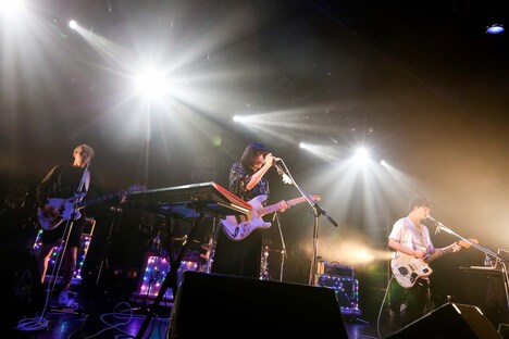 「55 daimas "Another year of experience"」2日目に出演するlovefilm。（Photo by Viola Kam [V'z Twinkle Photography] ）