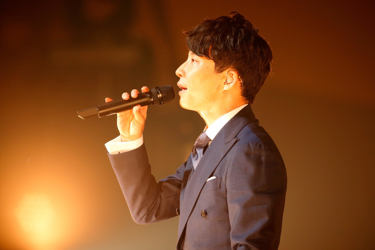 星野源（Photo by Tsukasa Miyoshi[Showcase]）