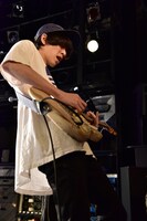 佐久間公平（G / Helsinki Lambda Club）（撮影：高田真希子）