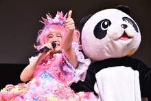 廣田あいか（左）と小林パンダ（右）。