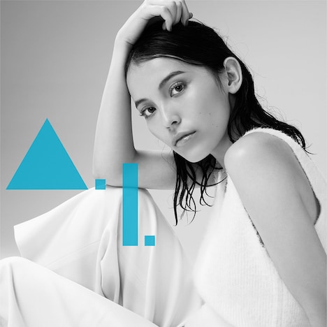 いであやか「A.I. ayaka ide」初回限定盤ジャケット