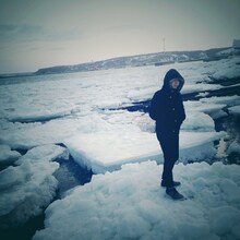 成山剛（sleepy.ab）