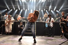 清 竜人TOWNデビューライブの様子。