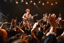 清 竜人TOWNデビューライブの様子。