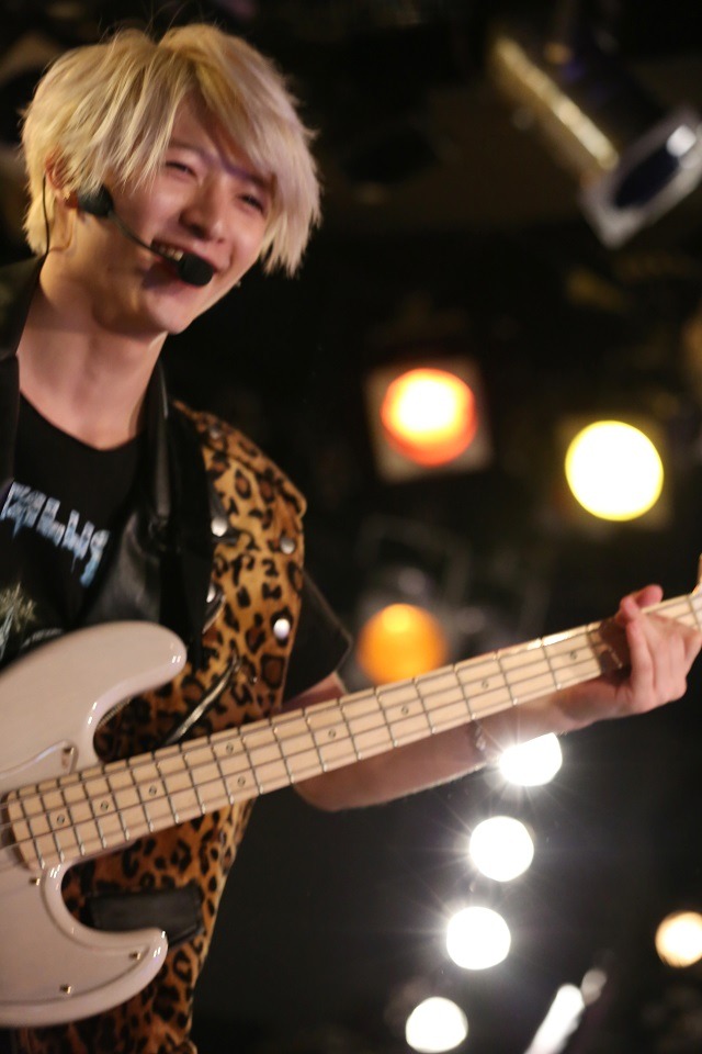 小林龍二（写真提供：Sony Music Records）
