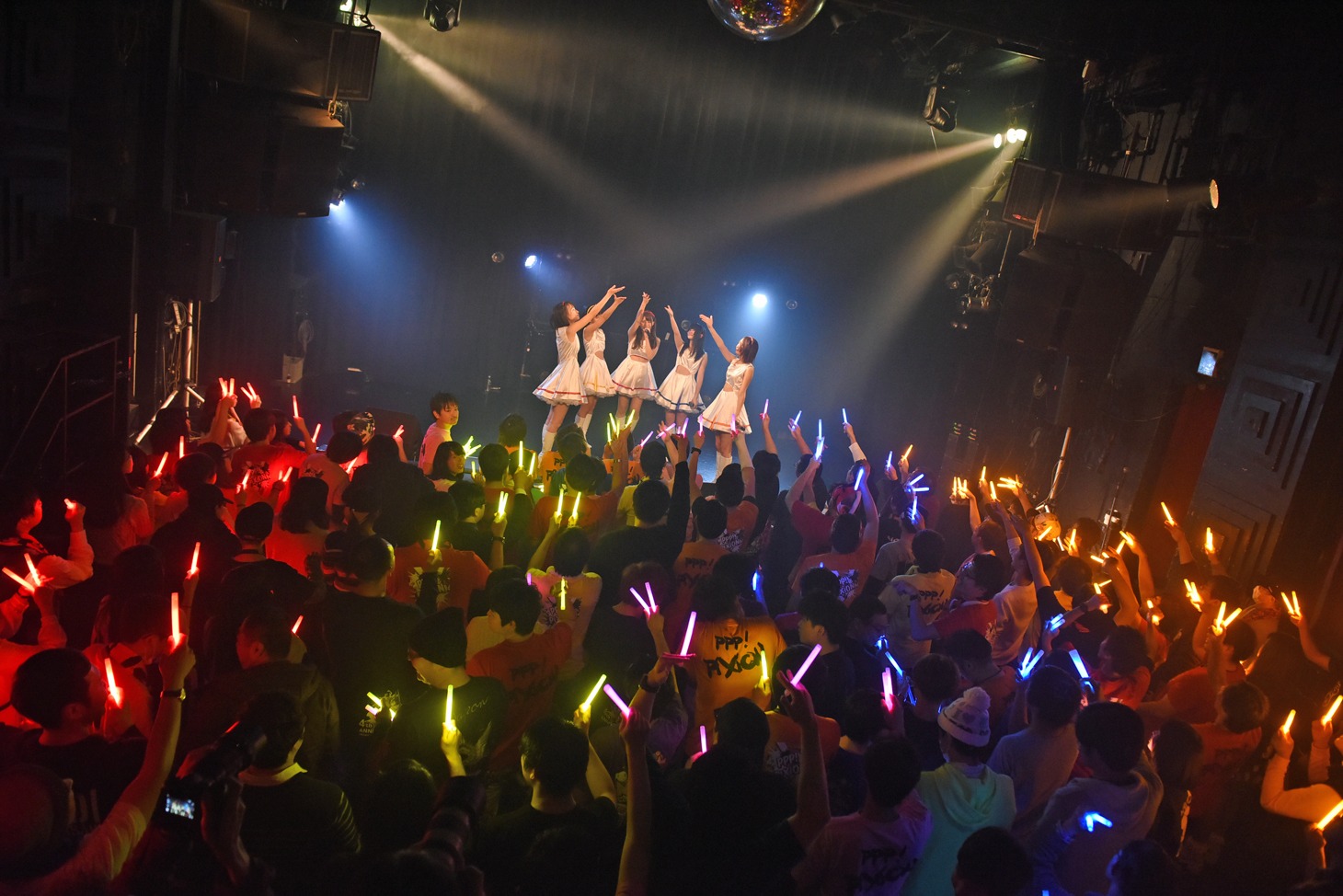 PPP!PiXiON 4周年LIVE in clubasia「RESTART 先に見たもの」の様子。