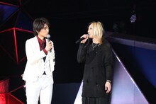 吉田尚記アナウンサーとHISASHI（GLAY）。