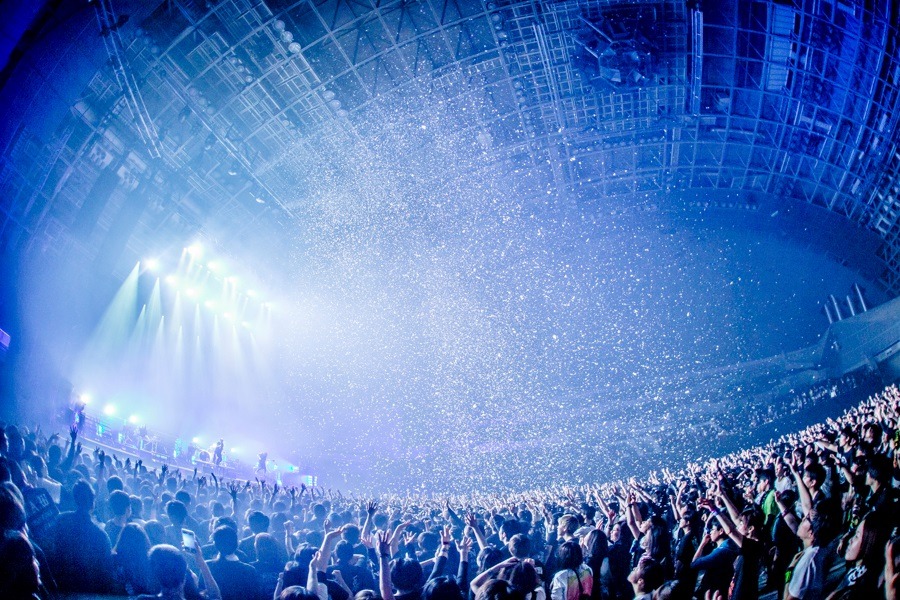 Crossfaith「New Age Warriors Japan Tour -Final Series One Man Shows-」ファイナル公演の様子。