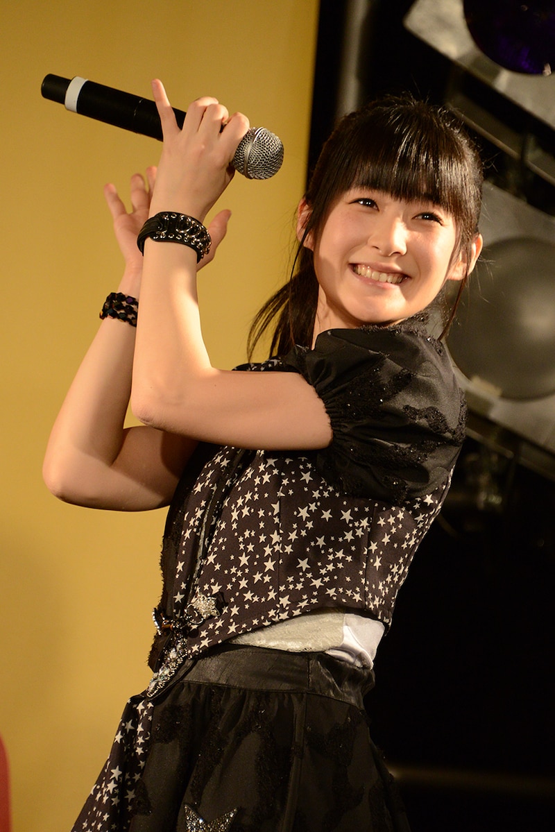 嗣永桃子(最新シングル「Good Boy Bad Girl / ピーナッツバタージェリーラブ」発売記念イベント出演時の様子)
