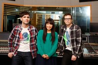 miwa（中央）とScott & Rivers。