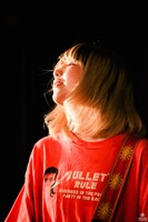 牛丸ありさ（Vo, G）（Photo by Viola Kam [V'z Twinkle Photography] ）