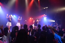 「DEAR KISS四島早紀 生誕祭」の様子。（写真提供：adding entertainment）