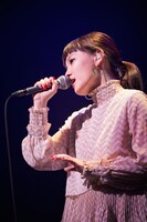 佐藤千亜妃（きのこ帝国）