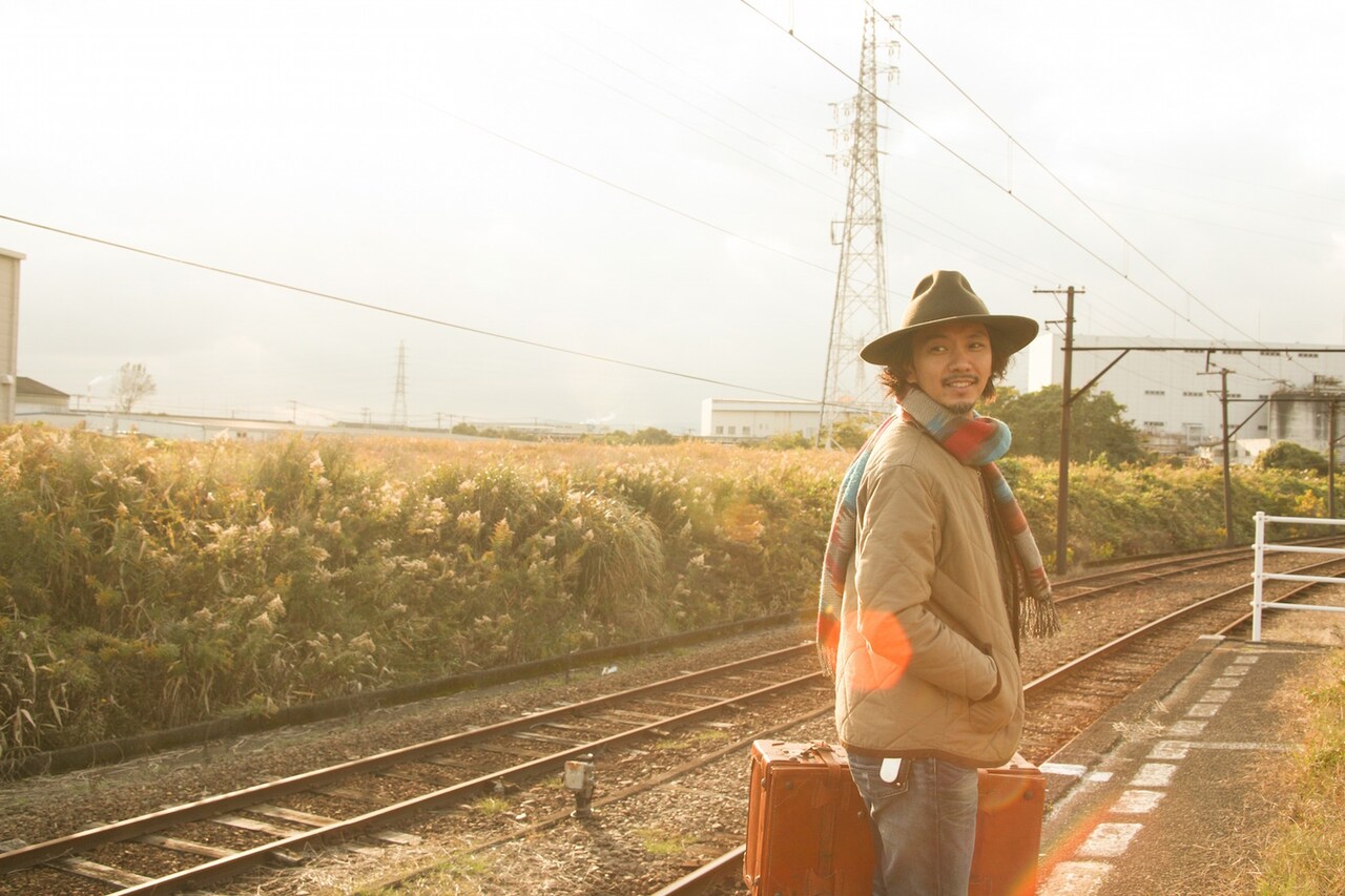 Caravan最新作「ノマドの窓」特設ページに最新インタビュー