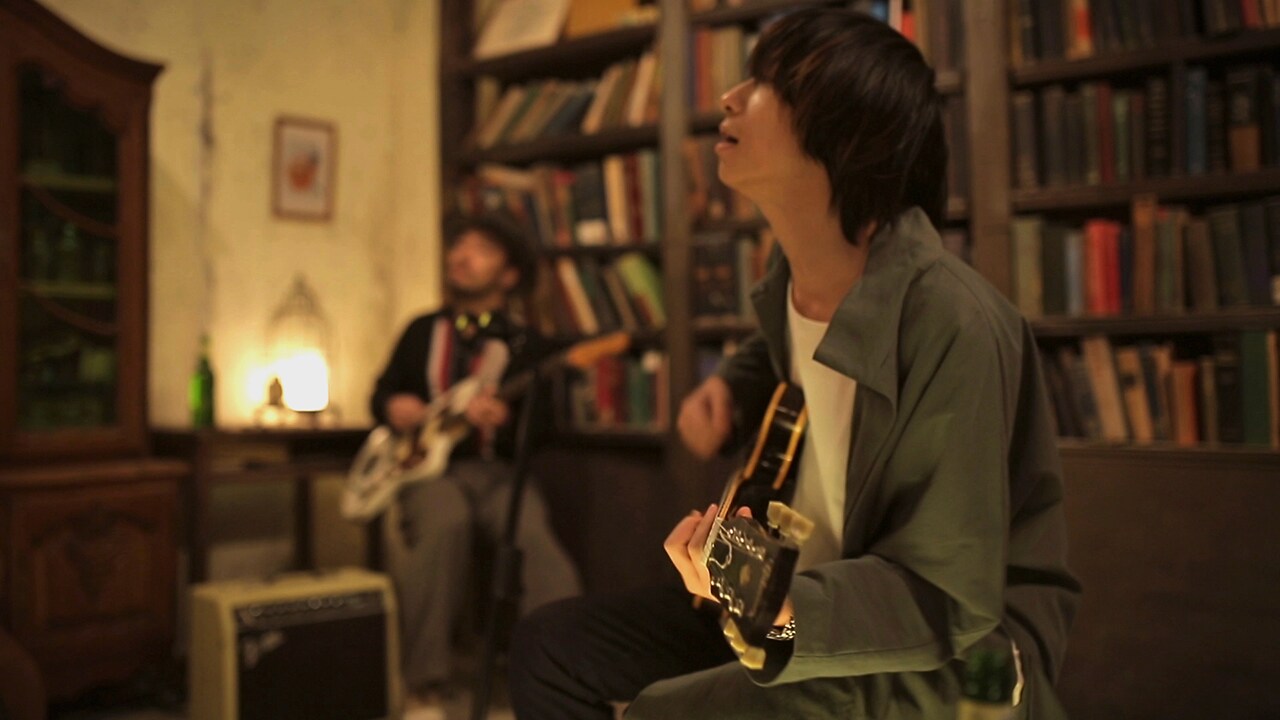 クリープハイプ、ワンカットで演奏シーン捉えた「ただ」MV - 音楽ナタリー