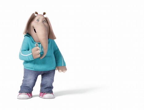 MISIA演じるゾウのミーナ。