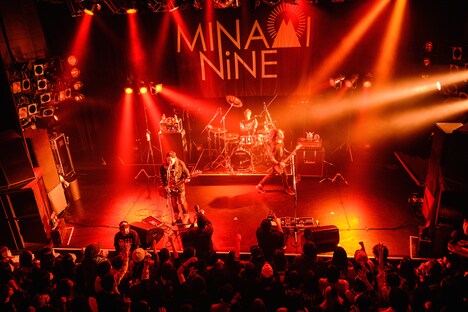 MINAMI NiNE「SWEET Tour Final」の様子。（Photo by Teppei Kishida）