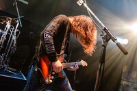 ワラビノ（G, Cho）（Photo by Teppei Kishida）