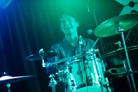 山田康二郎（Dr）（撮影：ハヤシサトル）